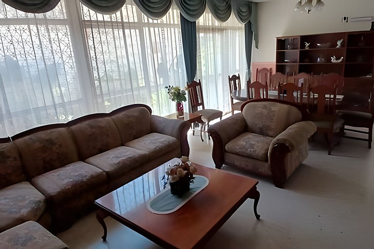 LA CASA de los RIVAS, AA, amplia, cómoda, céntrica