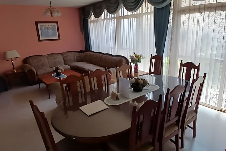 LA CASA de los RIVAS, AA, amplia, cómoda, céntrica