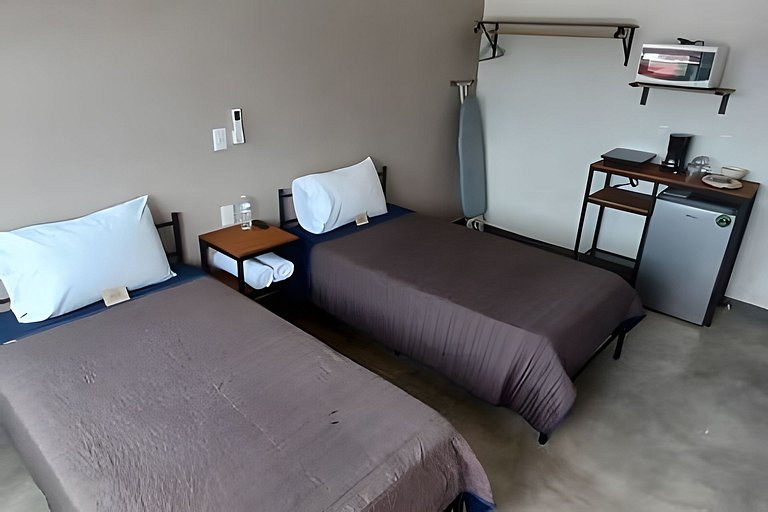 SUITE Clavel, AA, cocineta, baño privado, ubicació