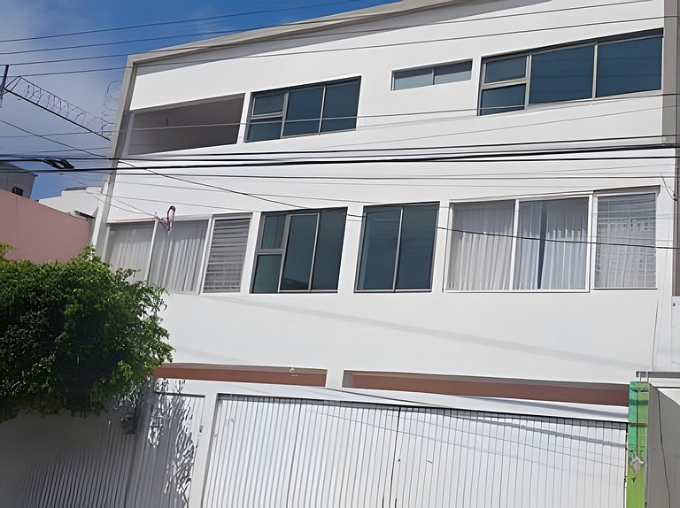 SUITE Clavel, AA, cocineta, baño privado, ubicació