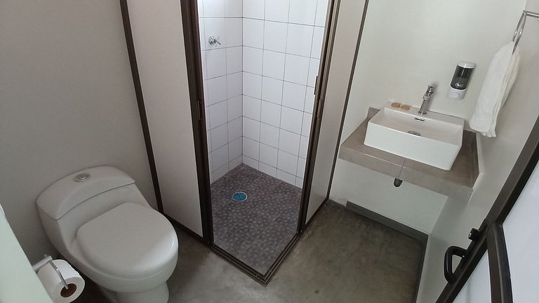 SUITE Clavel, AA, cocineta, baño privado, ubicació